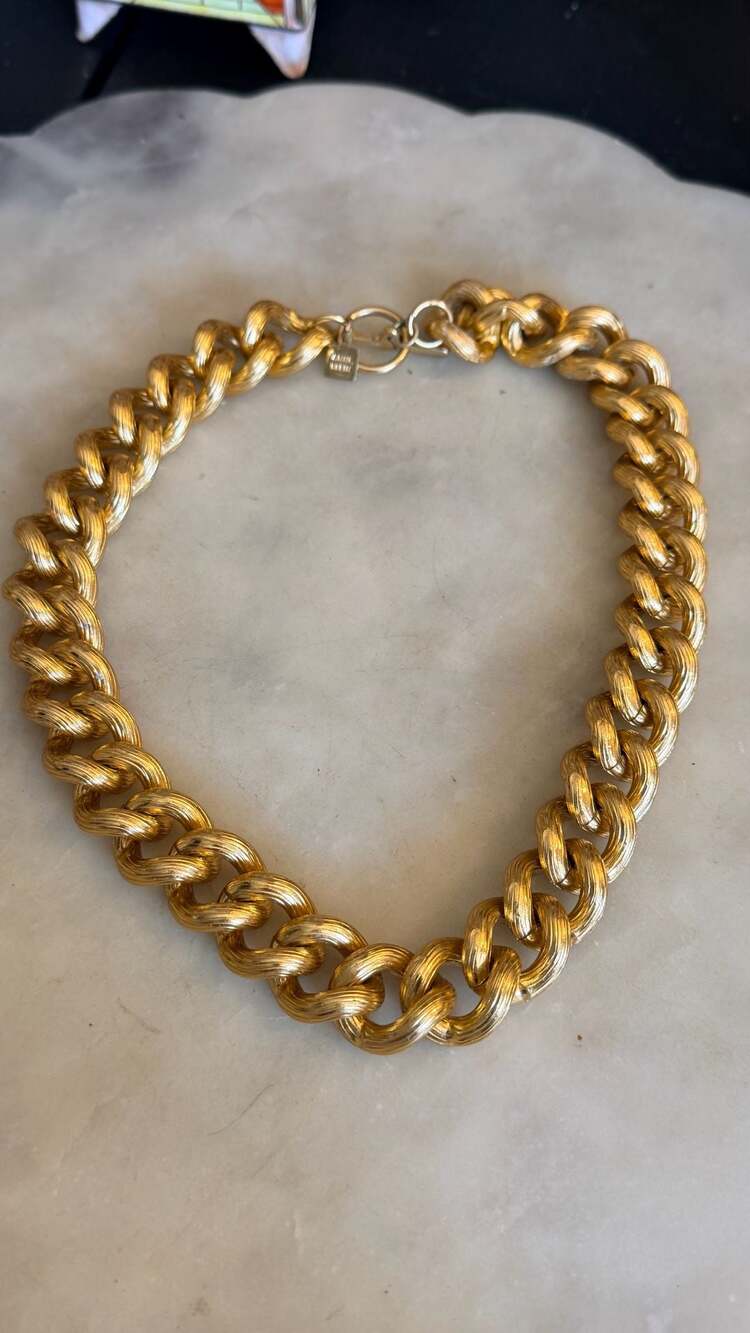 Vintage Anne Klein Lion Logo Chunky Ribbed Curb Chain Choker